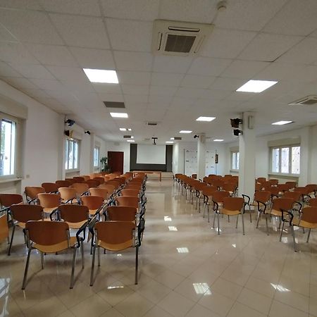 Hostel Ah Roma Zewnętrze zdjęcie