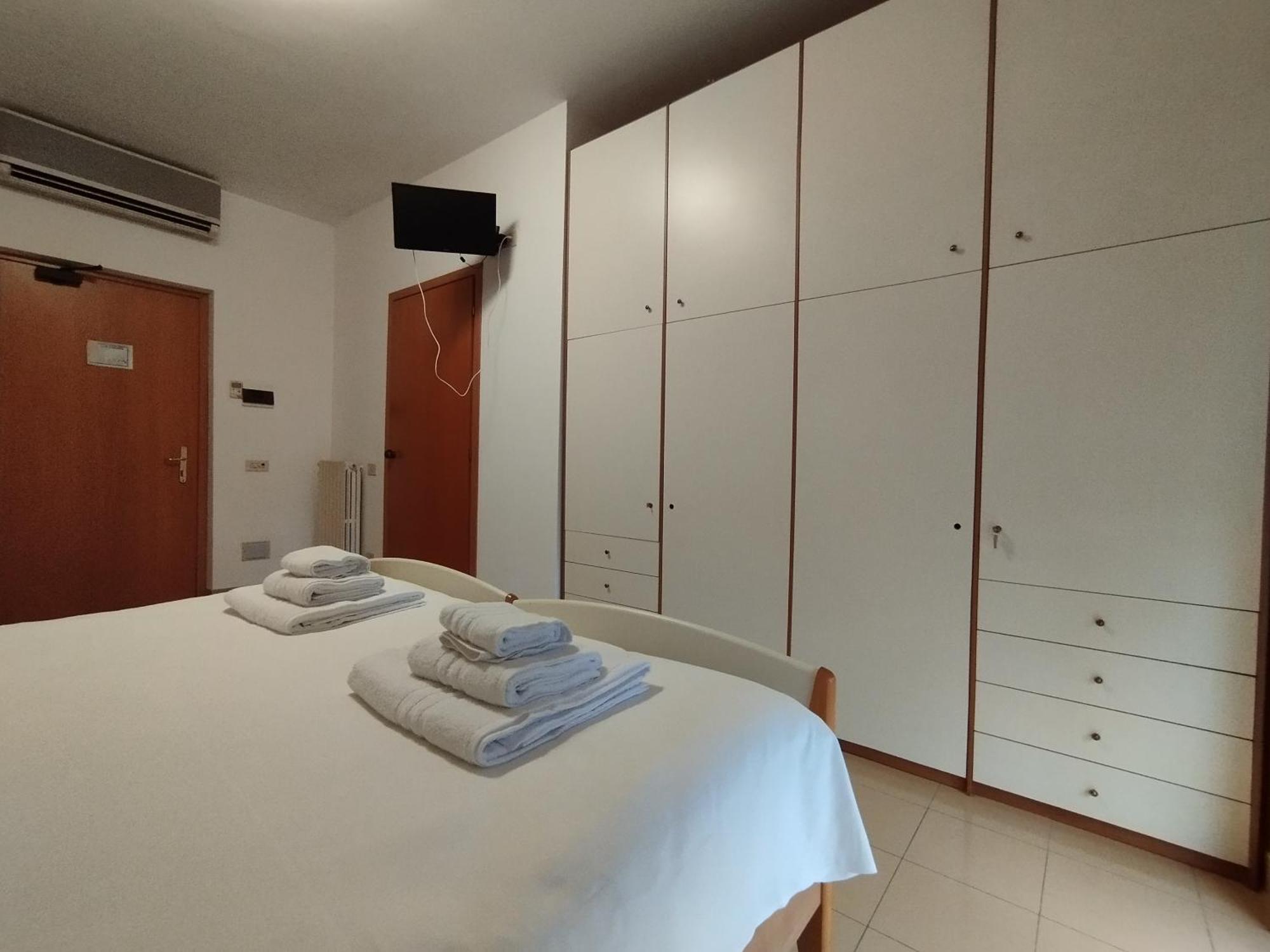 Hostel Ah Roma Zewnętrze zdjęcie